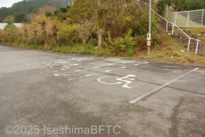 障害者専用駐車のようす