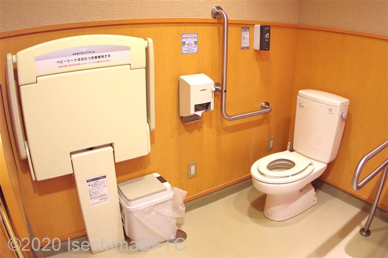 便器左側にＬ型手すり