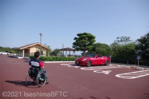 面白展望台　車いす対応駐車場