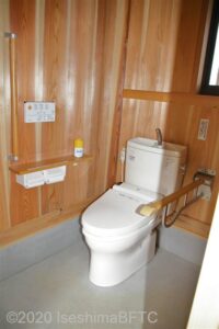 松尾観音寺　広め個室内部