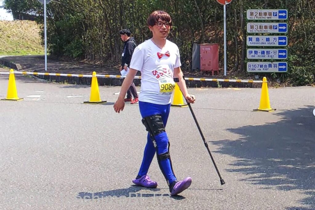 杖歩行の選手