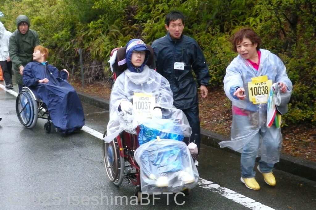 車いすも完全装備で完走です