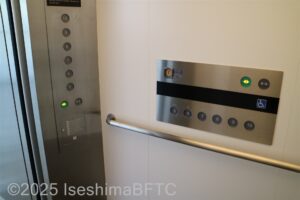 10階～5階エレベーター操作盤