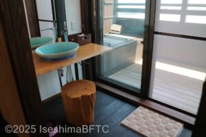 4階露天風呂付和洋室「そら」洗面脱衣室