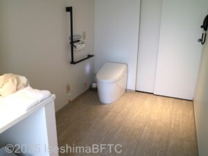 609号室　便器まわりのようす