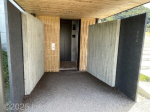 本草湯へのエレベーター