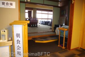 3階朝食会場　入口