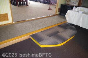 3階朝食会場　上がりかまち
