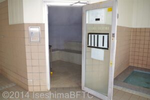 洋風風呂　ミストサウナ入口