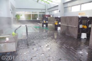 和風風呂　浴室内のようす