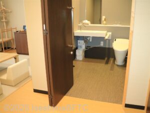 和室A　トイレ入口
