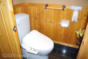 2階共用男性用トイレ個室