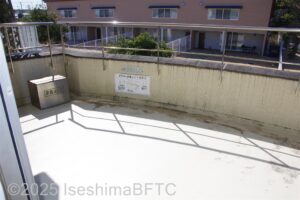 和洋室デラックス　バルコニーのようす
