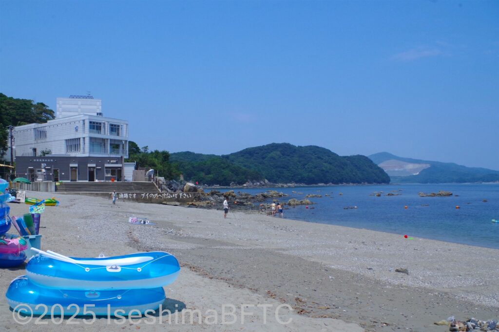 安楽島海水浴場の全景