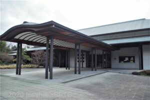 神宮美術館入口