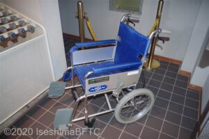 貸し出し用車いす
