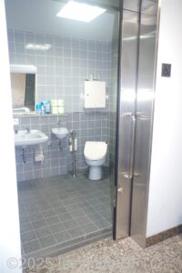 車いす対応トイレのドアのようす。