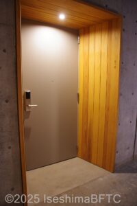 616号室入口