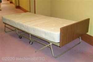 和室などで使う簡易ベッドのようす。