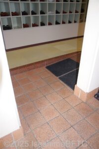 シューズクローク入口