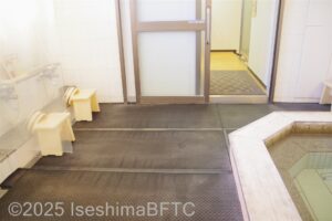 男性用大浴場　浴室のようす