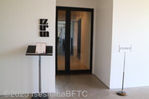 メインダイニング入口