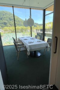 個室入口