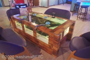 テーブル型水槽