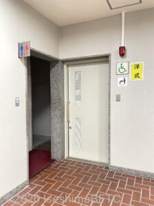 御薗総合支所車いす対応トイレ入口