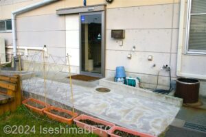 二見生涯学習センター入口スロープ