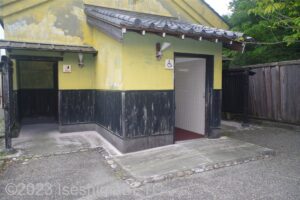 車いす対応トイレ　外観（一例）