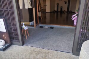 入口のようす