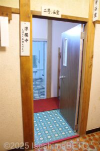 2号浴室入口