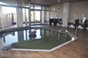 男性用大浴場　浴室のようす1