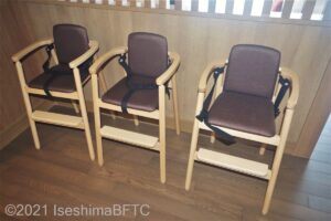 幼児用いす