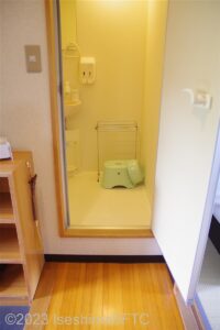 和洋室　浴室入口