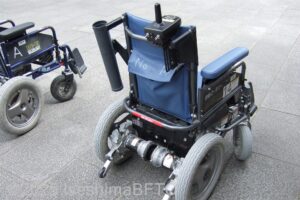 参拝専用車いす　電動タイプ