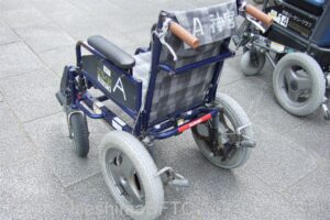 参拝専用車いす　手動タイプ