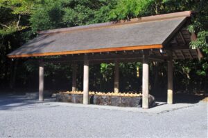 手水舎（てみずしゃ）外観