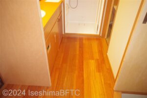 展望風呂付き和洋室　洗面脱衣室入口