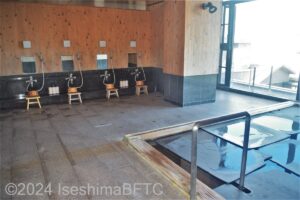 大浴場「五十鈴」浴室のようす