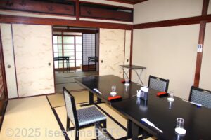 奥の10畳から6畳を見たようす