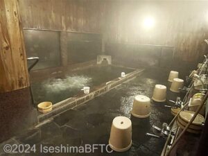 「甘露の湯」泡風呂のようす