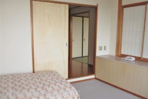620号室　洋室入口の段差
