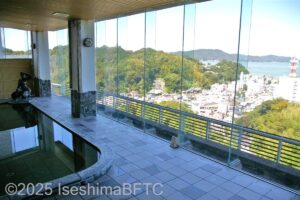 男性用大浴場　浴槽からの眺め