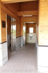 的矢あんしんトイレ　車いす対応トイレ大・小入口