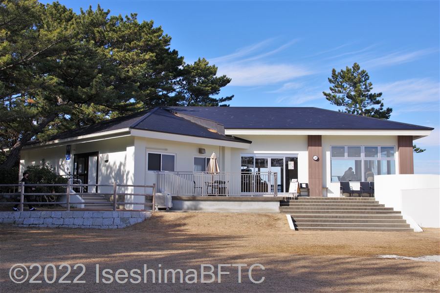 安乗岬園地休憩舎外観