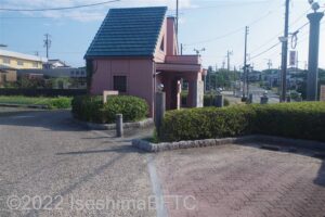 波切小公園公衆トイレと駐車場