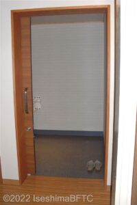 4階車いす対応トイレ入口