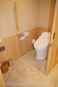 602号室　トイレ室内